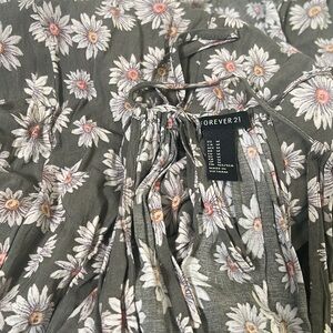 Forever 21 Floral Halter Dress Size M